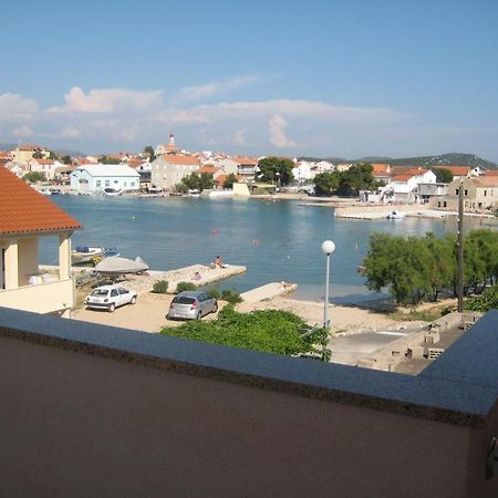 Apartments Jakovcev Betina  Zewnętrze zdjęcie