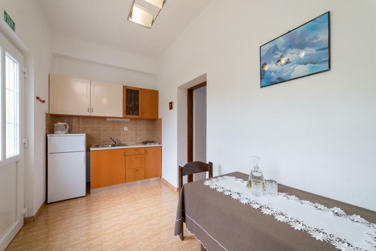 Apartments Jakovcev Betina  Zewnętrze zdjęcie