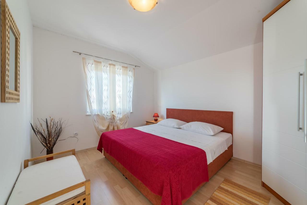 Apartments Jakovcev Betina  Zewnętrze zdjęcie