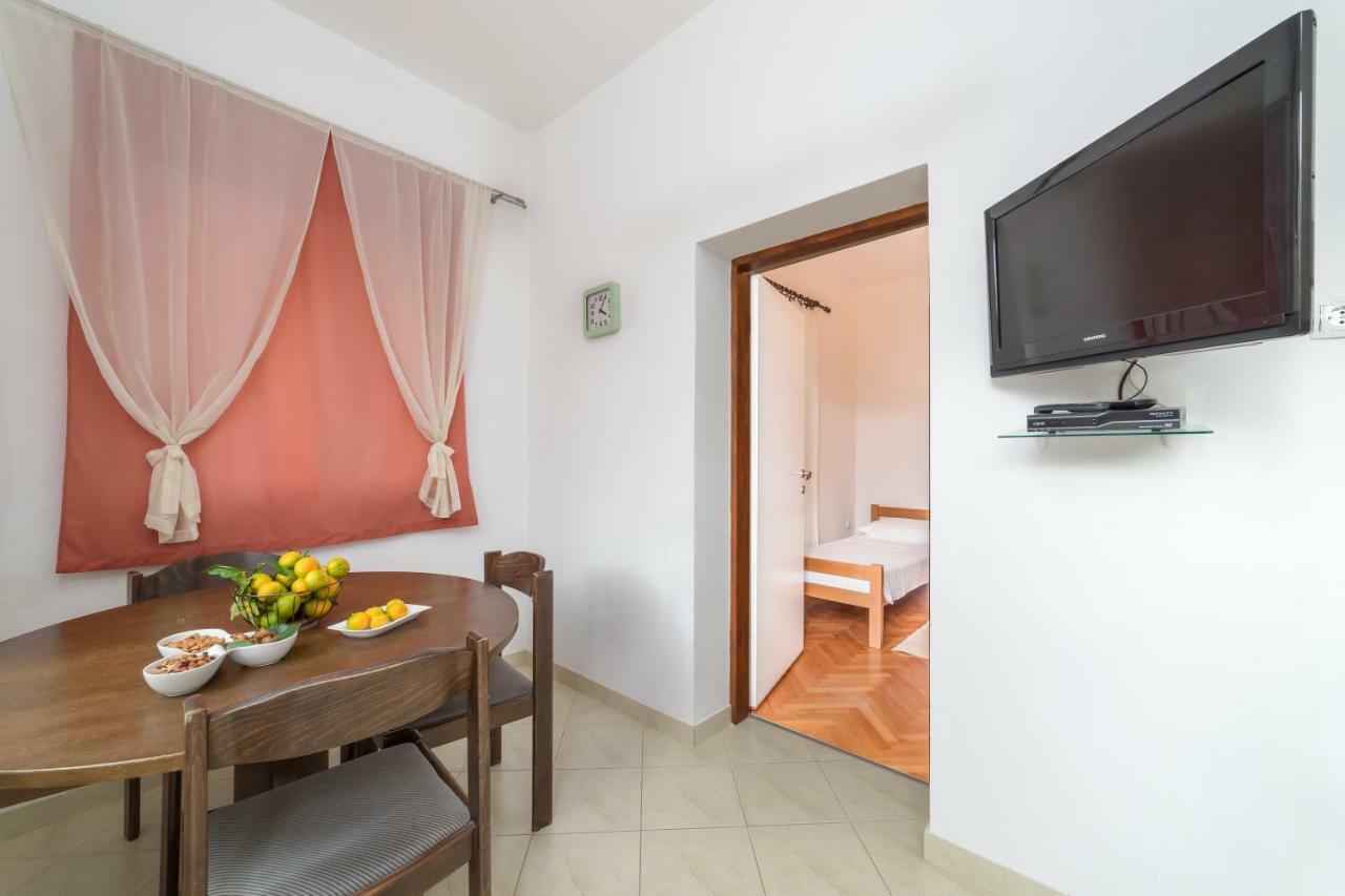 Apartments Jakovcev Betina  Zewnętrze zdjęcie