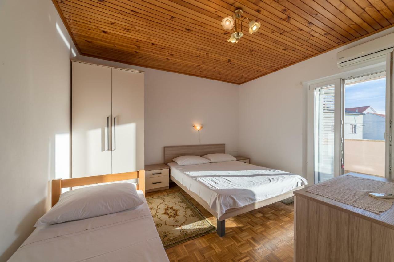 Apartments Jakovcev Betina  Zewnętrze zdjęcie